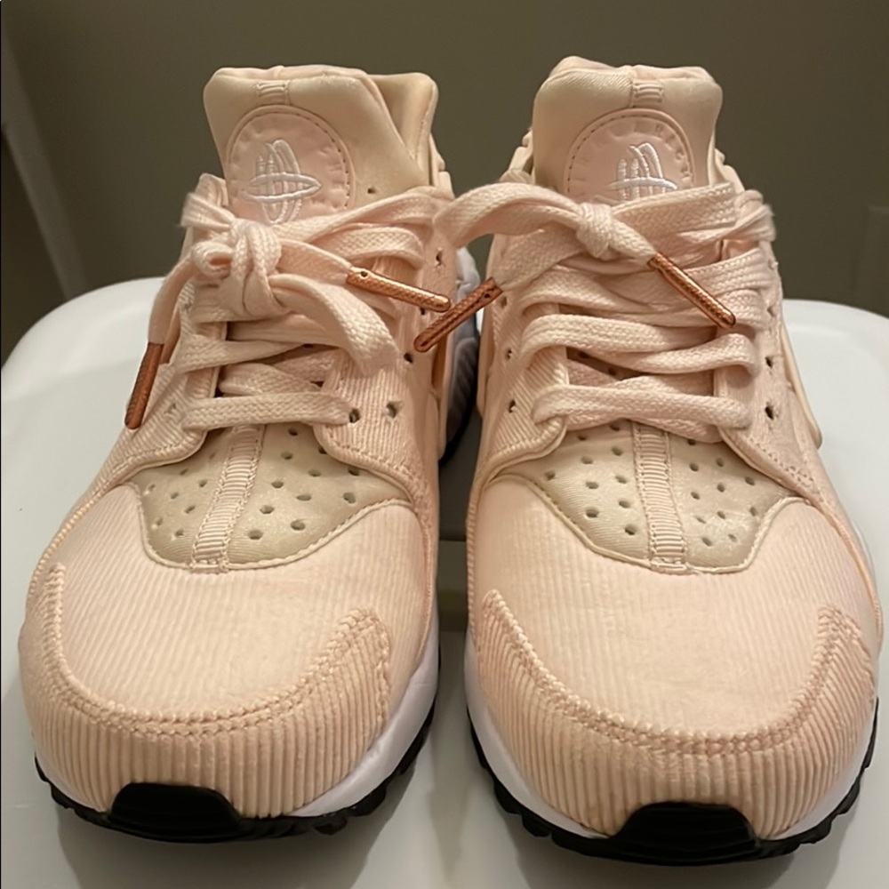 Nike Air Huarache Sneakers